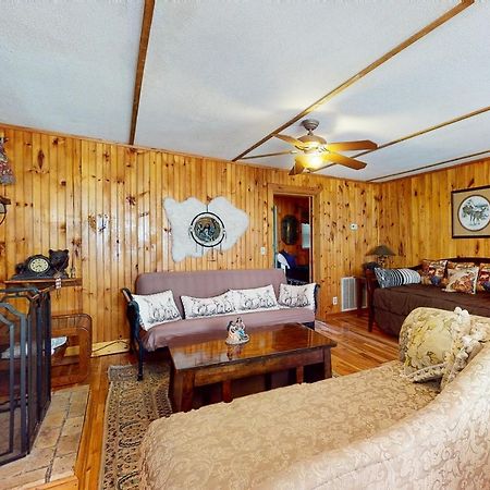Villa Tweeting Brook Gatlinburg Esterno foto